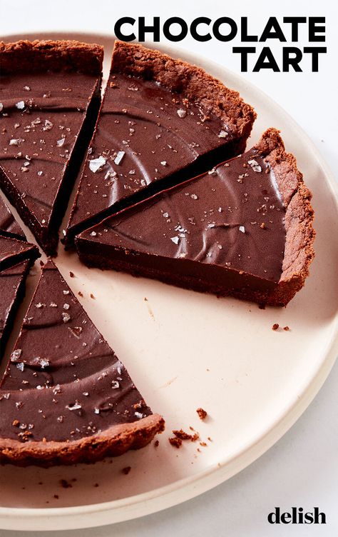 We created a tart with an easy chocolate crust and rich chocolate ganache filling. #recipe #easy #howtomake Milk Chocolate Tart, Easy Chocolate Tart, Ganache Pie, Newyork Cheesecake, Chocolate Aesthetic, Chocolate Tarts Recipe, Eggless Cakes, Moon Cakes, Tasty Desserts