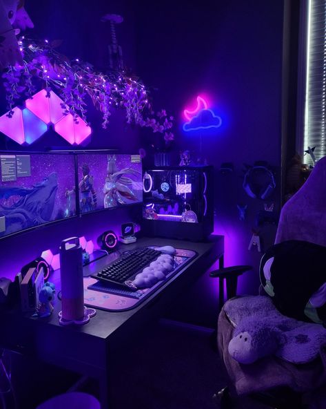 Purple Setup, Couple Gaming Room Setup, Games Room Inspiration, Studera Motivation, Purple Games, Gamer Setup, Streaming Setup, Gamer Room Decor, Pc Gaming Setup