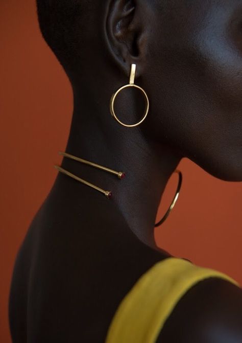 CONTINENT CREATIVE — Grace Bol for Paula Mendoza by Tigres Escobar Paula Mendoza Jewelry, Paula Mendoza, Zsazsa Bellagio, Cooler Style, September 17, Jewelry Photography, African Beauty, Black Women Art, Mendoza