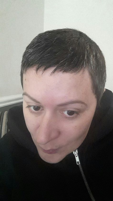 I gave myself a no.7 buzzcut to remove all my dyed hair so I can grow out my natural grey hair. In a month it will have grown into a cute pixie cut. Natural Grey Hair, Cute Pixie Cuts, Natural Gray Hair, Buzz Cut, Grow Out, Grey Hair, Pixie Cut, A Month, House Decor