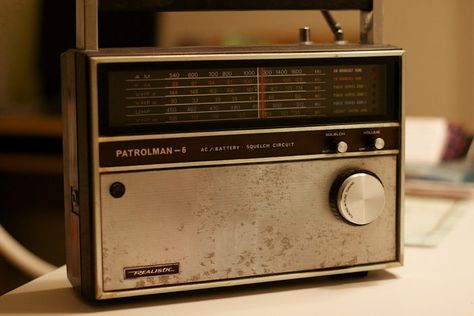 5. Nashville received the first license to air on FM radio waves in 1941. Small Radio, Old Radio, Learning A Second Language, Radio Wave, Unbelievable Facts, Old Radios, Second Language, Music Streaming, Radio Station