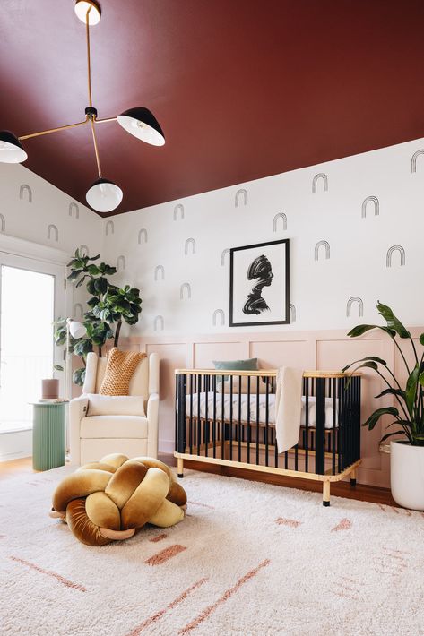 Bold Nursery, Purple Ceiling, Ideas For Small Homes, Black Crib, Rugs For Kids, Purple Paint Colors, Best Rugs, Baby Nursery Design, Purple Nursery