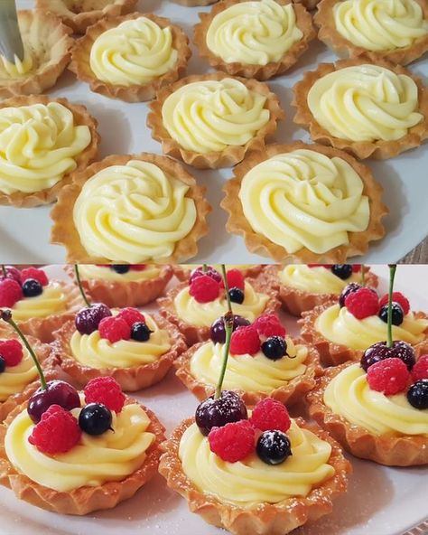 Mini Custard Pies, Mini Tarts Recipe, Mini Custard Tarts, Tart Mini, Custard Pies, Mini Tart Recipes, Mini Tarts, Scones Recipe Easy, Pudding Flavors