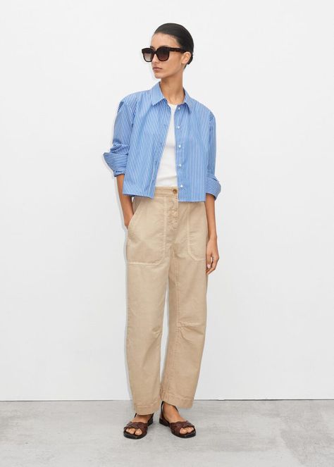 Cropped Boxy Stripe Shirt Blue/White Blue Striped Shirt Outfit, Cream Outfits, Satin Joggers, Casual Pant, Blue Striped Shirt, Womenswear Fashion, Stripe Shirt, Crop Shirt, Blue Shirt