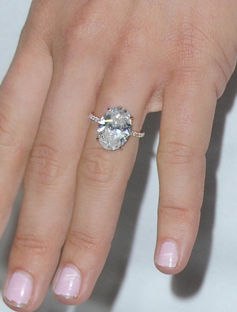 Eva Longoria Engagement Ring, Entertainment Pictures, Roman Mosaics, Lorraine Schwartz, Hollywood Sign, Engagement Celebration, Celebrity Engagement Rings, Inexpensive Wedding, Julianne Hough