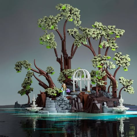 LEGO IDEAS - Exploring the world of Middle-Earth - Location: Lothlorian Riverside Lego Tree House, Lego Tree, Big Lego, Lego Craft, Lego Creative, Lego Castle, Lego Pictures, Lego Bionicle, Lego Room