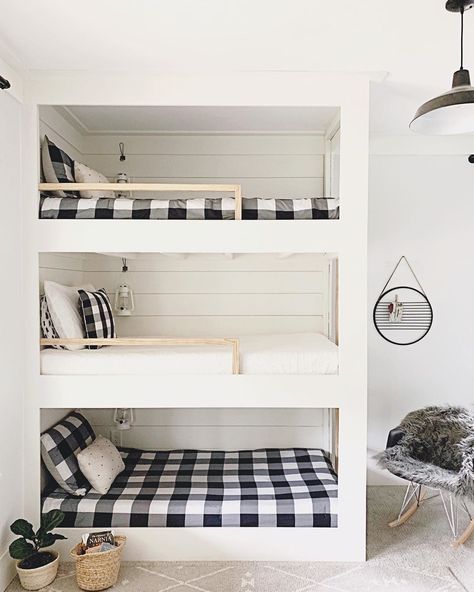 Bunk Bed Rooms, Pine Cabin, Bunk Bed Plans, Triple Bunk Beds, Bunk Beds Built In, Built In Banquette, Triple Bunk, Bunk Rooms, Outdoor Dining Room