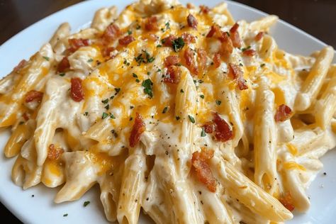 Crack Chicken Penne Recipe - cookefast.com Chicken Bacon Pasta Recipes, Chicken Penne Recipes, Bacon Pasta Recipes, Baked Penne Pasta, Chicken Penne Pasta, Penne Recipes, Chicken Bacon Pasta, Penne Pasta Recipes, Chicken Ranch Pasta