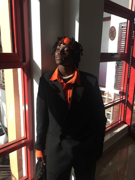 Black And Orange Prom Suit, Orange Prom Suit, Mens Club Outfit Night, Mens Club Outfit, Black Prom Suits, Party Outfit Men, Prom Suits For Men, Orange Suit, Dark Men