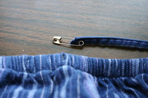 How to Thread a Drawstring with a Safety Pin | Chica and Jo Ruined Clothes, Diy Clothes Hacks, Damaged Clothes, Hacks Every Girl Should Know, Shoes Hack, Thread & Yarn, Love Clothing, Clothing Hacks, To The End