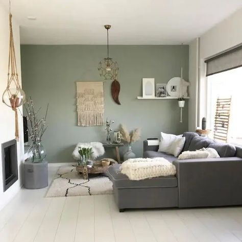 Picture of a boho living room with a green accent wall, a grey sectional, a built in fireplace, a lot of cool and catchy boho home decor Grey Green Living Room, Bedroom Ideas Lights, Boho Living Room Decor Ideas, Sage Living Room, Sage Green Living Room, Bold Living Room, Lamps Ideas, Green Living Room, Green Accent Walls