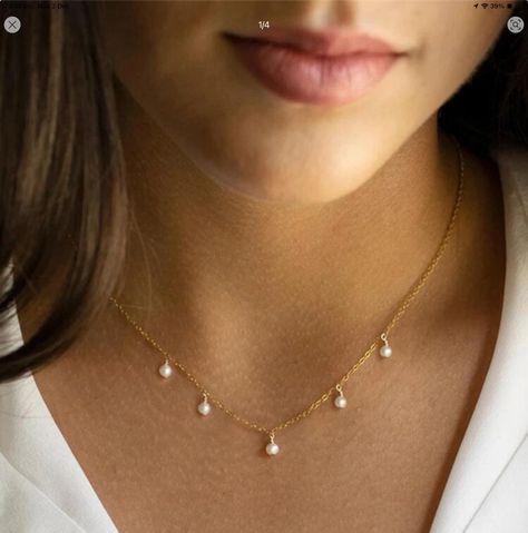 Modest Jewelry, Wedding Jewelry Simple, Zara Necklace, Cute Outfits Trendy, Anthropologie Necklace, Lili Claspe, Jewelry Formal, Simple Pearl Necklace, M Jewelers