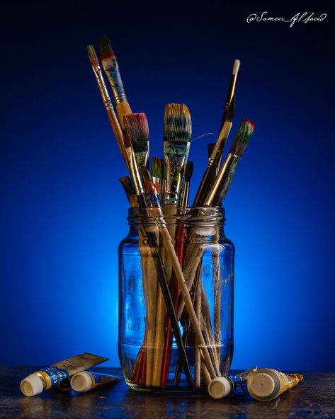 Brushes & Paint Paint Brushes Photography, Brushes Paint, Dancer Painting, Color Splash Photography, Splash Photography, Still Life Photos, Artist Brush, Still Life Art, Art Brushes