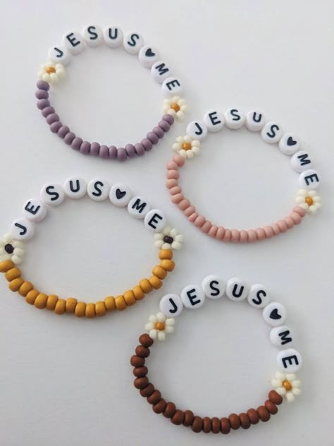 Happy Birthday Clay Bead Bracelet, He Is Risen Bracelet, Nurse Bracelet Diy, Jesus Beaded Bracelet, Christian Handmade Gifts, Small Buissnes Bracelet, Sunday School Gifts For Kids, Kids Bracelet Ideas, Christian Friendship Bracelets