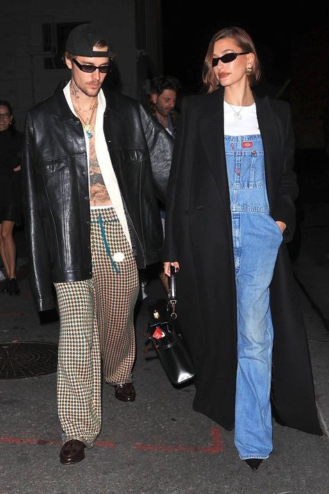 Hailey Bieber Wore Overalls and Heels for a Night Out | Who What Wear Overalls Winter Outfit, Point Toe Heels Outfit, Winter Overalls Outfit, Overalls Outfit Winter, Black Overalls Outfit, Style Inspo Winter, Denim Overalls Outfit, Overalls Winter, Men's Denim Style