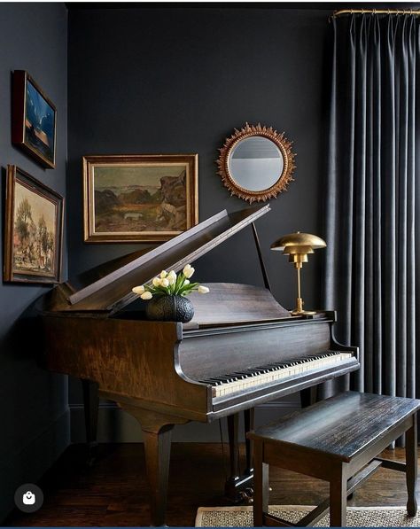 Grand Piano Decor, Piano Room Design, Grand Piano Living Room, Grand Piano Room, Piano Room Decor, Piano Living Rooms, Company Interior Design, Piano Lounge, Company Interior