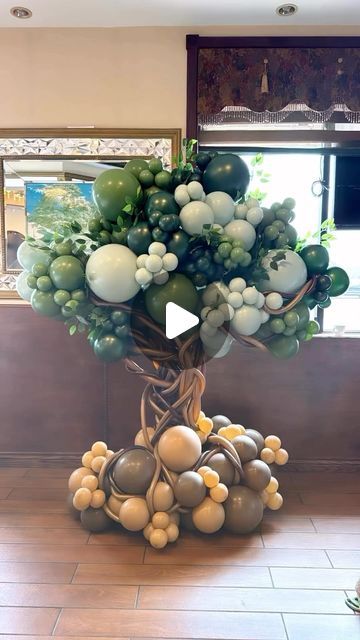 Party & Event Inspiration by Annie Harutoonian & Jessica Nerses on Instagram: "Love watching this balloon tree come together 🌳💚 by @mklrworld #theeventcollectivex" Balloon Garland Tree, Balloon Trees Diy, Jungle Balloon Decorations, Safari Theme Balloon Decor, Wild One Party Decor, Balloon Tree Decorations, Tree Themed Party, Balloon Tree Diy How To Make, Tree Balloon Arch