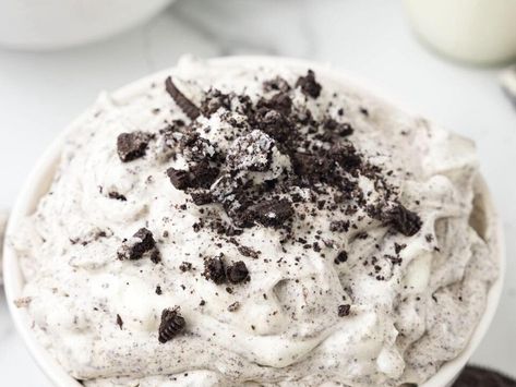 Oreo Cream Filling, Macro Desserts, Heathy Eats, Lauren Fit Foodie, Skyrim Food, Oreo Pie Crust, Protein Sweets, Sugar Free White Chocolate, Oreo Fluff