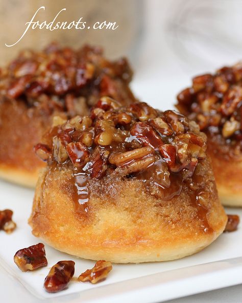 Recipe Snobs: Sticky Pecan Upside-Down Baby Cakes Pecan Muffins, Cupcake Maker, Pecan Rolls, Easter Morning, Caramel Pecan, Sticky Buns, Sweet Rolls, Baby Cakes, Ooey Gooey