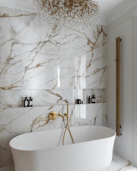 Bathroom White Gold, White Gold Marble Bathroom, Gold Marble Bathroom, Luxury Marble Texture, Calcutta Gold Marble Bathroom, Modern Washroom Design, Grey Marble Bathroom, Toilet And Bathroom Design, White Marble Bathrooms