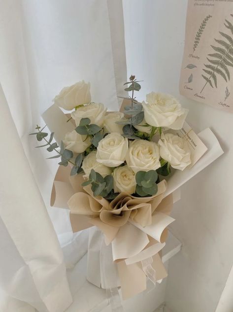 Welcome to our FB group for flower wrapping tutorials everyday! 😘😘😘 Send direct message to us… in 2022 | Luxury flowers, Beautiful bouquet of flowers, Flower bouquet diy Bouquet Packaging Ideas, White Rose Aesthetic, White Roses Aesthetic, White Roses Bouquet, Bouquet Wallpaper, Bouquet Aesthetic, Bouquet Packaging, White Flower Bouquet, White Rose Bouquet