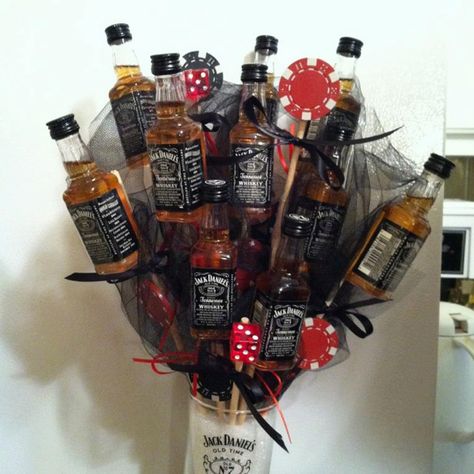 Mini Alcohol Bouquet, Shot Bouquet, Alcohol Bouquet, Liquor Gift Baskets, Liquor Gifts, Candy Board, Mini Bouquet, Diy Gifts For Him, Drinks Design