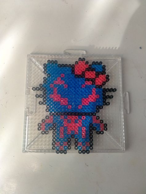 Halo Perler Beads, Spiderman Perler Beads, Spiderman Miguel, Hello Kitty Perler Beads, Modele Pixel Art, Spider Crafts, Diy Crafts For Teens, Pearl Beads Pattern, Easy Perler Beads Ideas