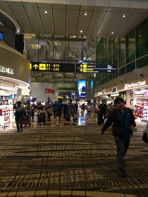 #singapore#airport Changi Airport Aesthetic, Fake Singapore Snaps, Philippines Airport Aesthetic, Singapore Airport Aesthetic, Malaysia Airport, Prank Photos, Changi Airport Singapore Aesthetic, Airport Feeling, Taiwan Airport