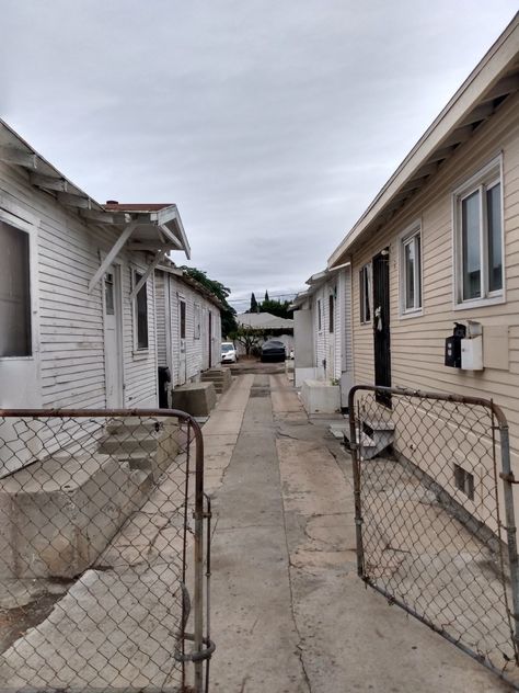 The older homes in East Los Angeles 1990s Architecture, Town Pictures, Shack House, Backgrounds Photography, Older Homes, San Myshuno, 90s Home, Athens Ohio, East La