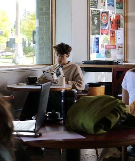 Guy In Cafe Aesthetic, Boy With Book Aesthetic, Reading Man Aesthetic, People In Cafe Aesthetic, Cafe Boy Aesthetic, Cafe People Photography, People Reading Books Photography, Guys Reading Books Aesthetic, Men Reading Aesthetic