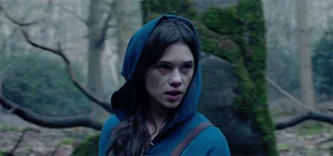 Astrid Berges Frisbey Gif, Astrid Frisbey, Guy Ritchie Movies, Astrid Berges Frisbey, King Arthur Legend, Arthurian Legend, Empire Of Storms, Gif Hunt, King Arthur