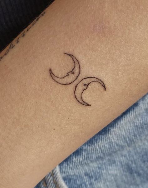 Good Night Moon Tattoo, Whimsical Moon Tattoo, Hand Poke Tattoo Designs, Small Celestial Tattoo, Little Moon Tattoo, Unique Moon Tattoo, Star And Moon Tattoo, Small Moon Tattoo, Moon And Stars Tattoo