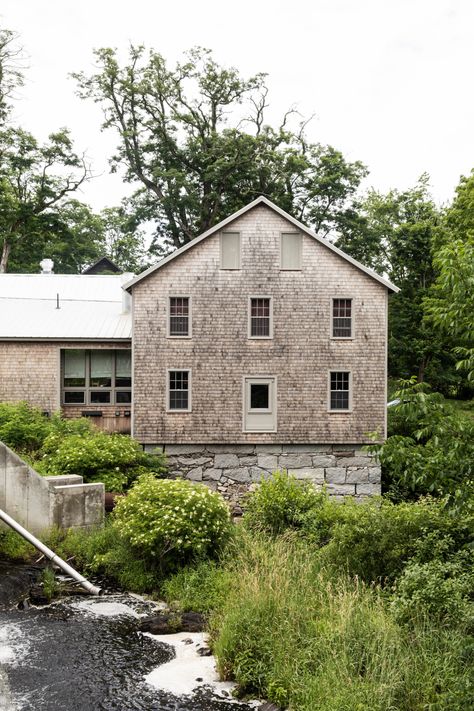 An Inside Look at The Lost Kitchen in Freedom, Maine The Lost Kitchen, Lost Kitchen, Maine Cottage, Weekly Inspiration, Paint Color Inspiration, Rustic Country Home, Friday Favorites, A Love Letter, Architecture Exterior