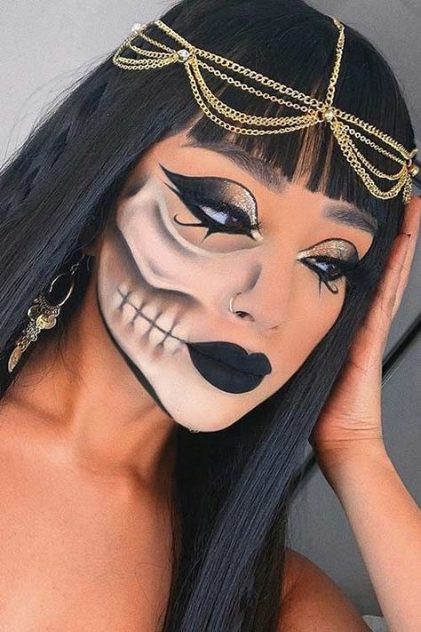 halloween makeup inspiration fashionlovehunter and crazy makeup videos halloween Half Face Halloween Makeup, Face Halloween Makeup, Maquillage Halloween Simple, Cleopatra Halloween, Halloweenský Makeup, Holloween Makeup, Cute Halloween Makeup, Halloween Makeup Diy, Halloween Makeup Pretty