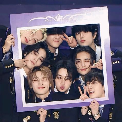 Skz 0t8 Aesthetic, High Quality Skz Photos, Skz Group Photos, Skz Cute Group Photo, Skzoo Group Photo, Stray Kids Group Pic 2024, Skz Profile Picture, Stray Kids Group Picture, Skz Group Photo