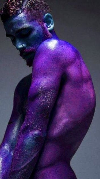 Male Body Art, Photography Men, Art Of Man, Men Photography, Male Photography, Foto Poses, Body Picture, Purple Guy, Foto Art