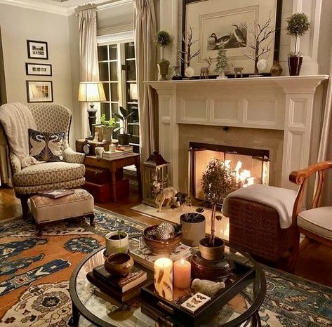 Picture Wall Living Room, Country Style Living Room, Warm Living Room, Traditional Eclectic, Townhouse Interior, Cosy Room, Living Room Warm, Nancy Meyers, Open Living Room