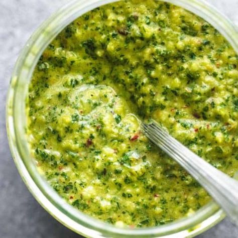 Argentinian Chimichurri Recipe, Argentinian Chimichurri, Chimichurri Chicken, Chimichurri Sauce Recipe, Chimichurri Recipe, How To Make Pesto, Chimichurri Sauce, Bbq Sauce Recipe, Homemade Pesto