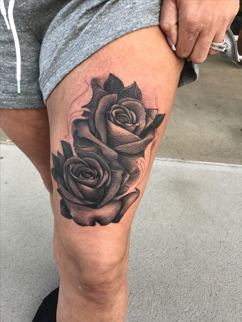 Rose Leg Tattoo Men, Rose Tattoo Leg, Rosé Legs, Leg Tattoos For Men, Stencil Outline, Rose Tattoos For Men, With Tattoo, Original Tattoos, Leg Tattoo Men