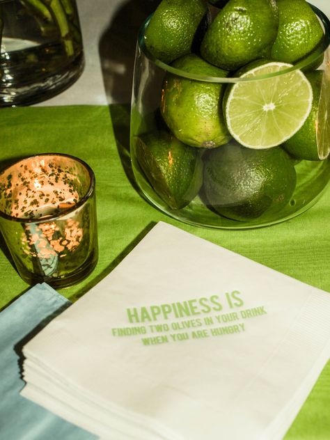 Limes and Happiness Lime Decor, Tea Core, Lime Wedding, Juice Bar Design, Bridesmaid Brunch, Lime Tea, Lime Bars, Green Bar, Calligraphy Name