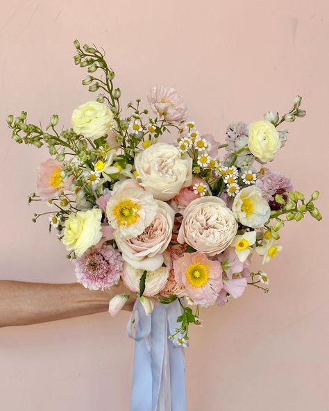 Marnie’s bouquet 🌸🎀🌷✨ • • • • #brisbaneflorist #thisisbrisbane #flower #brisbaneflowersdelivered #flowerbouquet #blooms #floral #brisbaneevents #flowerlove #brisbaneweddings #weddingflorist #love #brisbanebrides #bridalbouquet #brisbaneflowerdelivery #weddingflowers #freshflowers #flowersofinstagram #brisbaneweddingflorist #brisbanewedding #brisbane #brisbaneflowers #florist #flowers Zinnia Flower, Silk Arrangements, Zinnia Flowers, Flowers Delivered, Flower Wedding, Wedding Florist, Flower Delivery, Floral Bouquets, Fresh Flowers