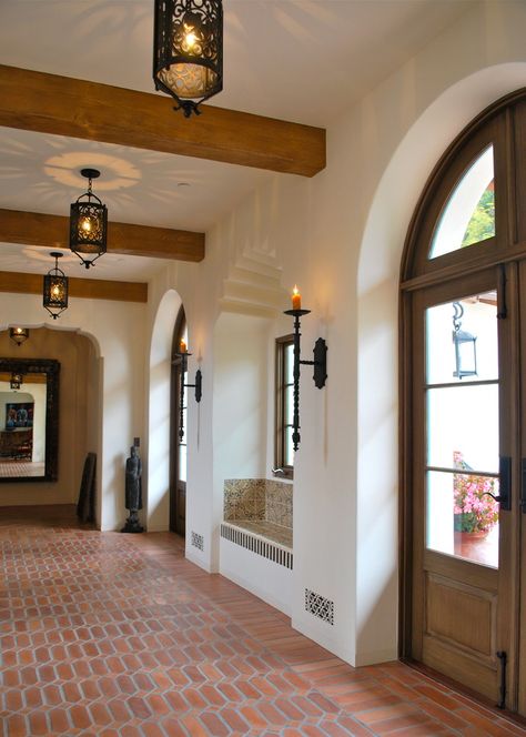 Spanish Colonial Revival - Mediterranean - Hall - Santa Barbara - by Glen Deisler | Houzz Spanish Colonial Exterior, Bavarian House, Spanish Colonial Kitchen, Spanish Colonial Decor, Spanish Bedroom, Spanish Style Home Interior, Spanish Interior Design, Colonial Interiors, Spanish Colonial Revival