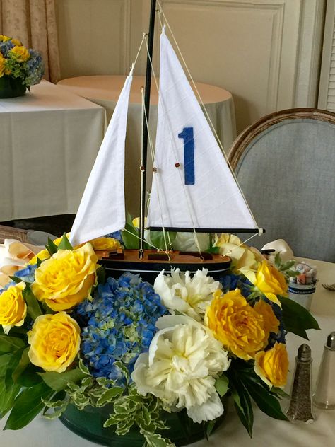 Nautical Sailboat Centerpieces Nautical Centerpiece Ideas, Sailboat Centerpiece, Nautical Wedding Centerpieces, Nautical Centerpiece, Sailboat Wedding, Sailboat Decor, Diy Wedding Table, Nautical Themed Party, Nautical Wedding Theme