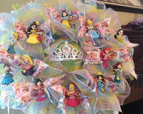 Princess Wreath, Mickey Wreath, Disney Wreath, Minnie Christmas, Deco Mesh Christmas Wreaths, Xmas Wreaths, Deco Mesh Wreaths, Easter Wreaths, Christmas Deco