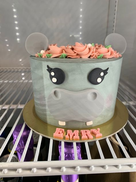 Hippo Cake Ideas, Hippo Birthday Party Ideas, Hippo Birthday Cake, Nct Cake, Hippo Party, Hippo Cake, Hippo Birthday, 8 Birthday, Summer Sweets