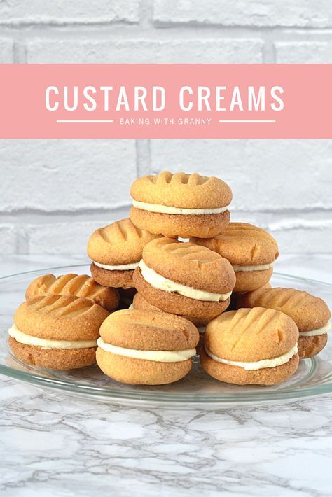 Home Biscuits, British Biscuit Recipes, Custard Cream Recipe, Birds Custard, Custard Powder Recipes, Custard Biscuits, Custard Creams, Biscuits Sweet, British Biscuits