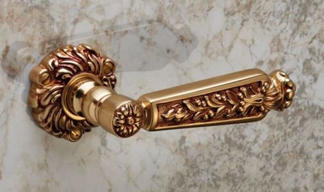 Bathroom Lock, The Palace Of Versailles, Palace Of Versailles, Window Handles, Furniture Handles, Art Antique, Louis Xvi Style, Lever Handle, Louis Xvi