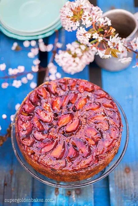 This delicious Plum Cake is so easy to make! Serve this upside down fruit cake plain or warm with a little cream or ice cream for dessert. #plumcake #upsidedowncake #plums #fruitcake Plum Upside Down Cake, Plum Recipes, Sweet Pies, Ricotta Cake, Recipe Dessert, Plum Cake, Cinnamon Toast, Moroccan Food, Dessert Dishes