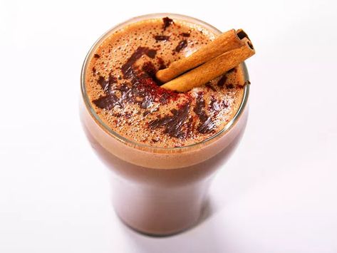 Coconut Eggnog Recipe, Chocolate Tequila, Coconut Eggnog, Tequila Drinks Recipes, Spicy Hot Chocolate, Spiked Hot Chocolate, Cider Bar, Hot Cocktails, Delicious Hot Chocolate