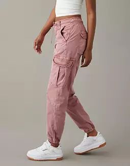 Women's Cargo Pants | American Eagle Cargo Joggers Outfits, Joggers Outfit Women, American Eagle Mom Jeans, Women Jogger Pants, Workwear Essentials, Jogger Pants Casual, Joggers Outfit, Printed Joggers, Cargo Joggers